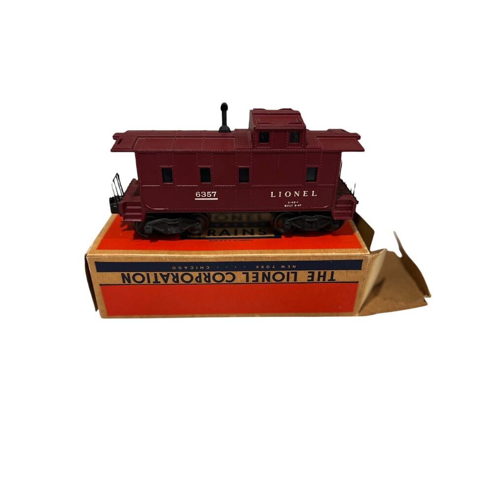 Vintage Lionel 6357 Red Caboose O Gauge Train Car w Original Box Postwar